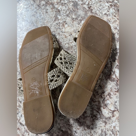 Calvin Klein gold slide braided sandals - Picture 4 of 4